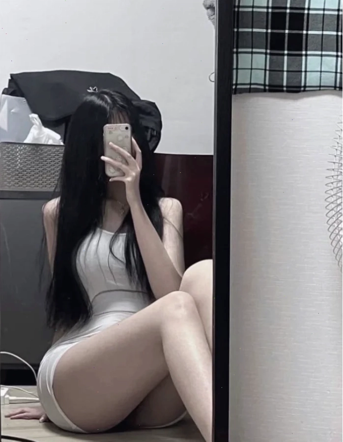 gái đùi to gợi cảm