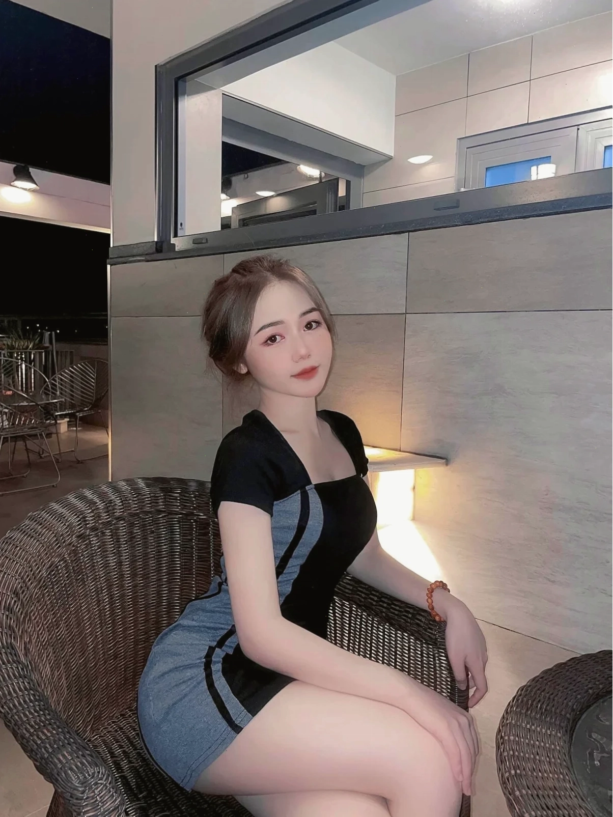 gái đùi to xinh đẹp
