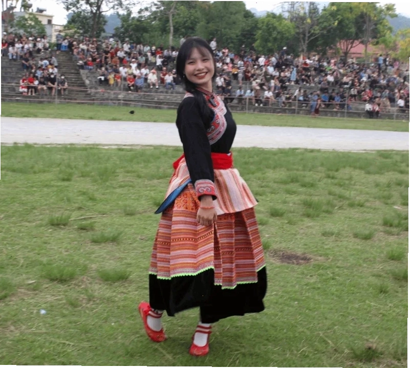 gái hàn mông to chạy bộ