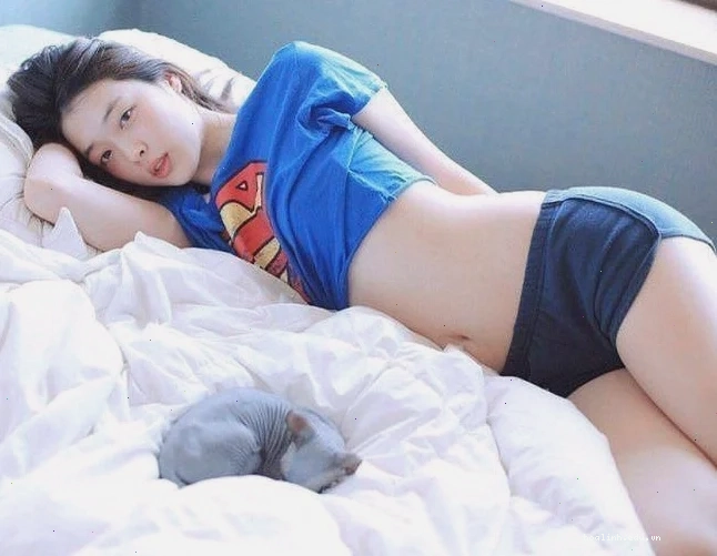 gái hàn quốc ko mặc đồ tinh tế