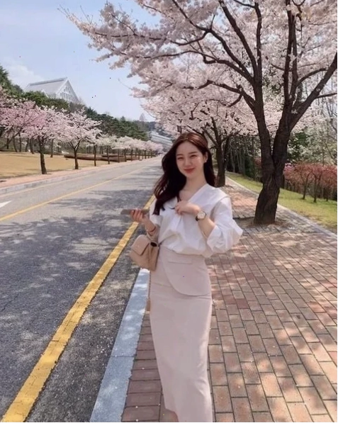 suzy trong trẻo gái hàn quốc mu to