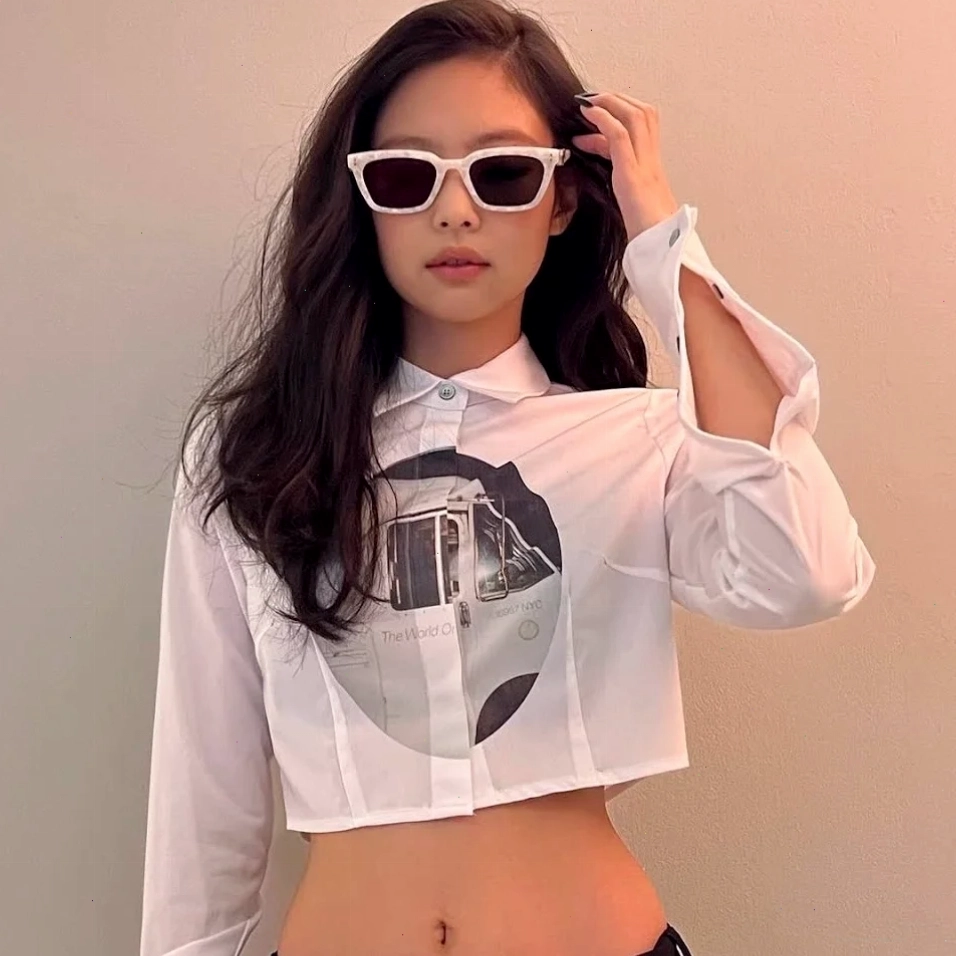 Gái mặc áo croptop đẹp mắt
