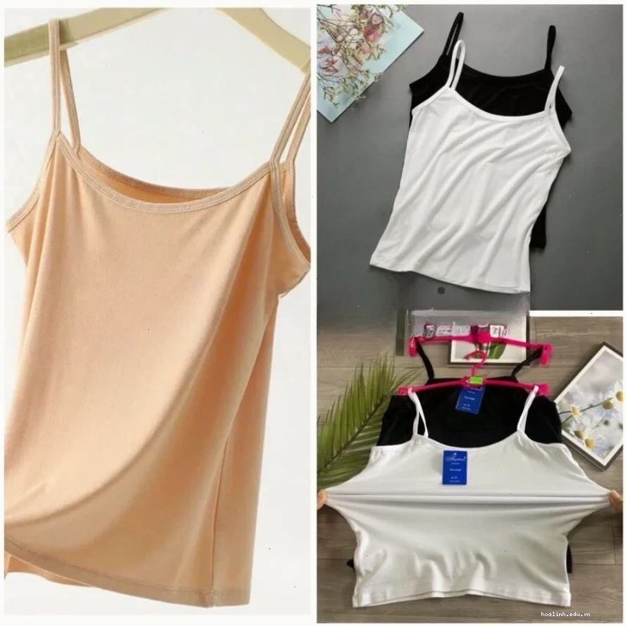 gái mặc áo lá chụp ảnh