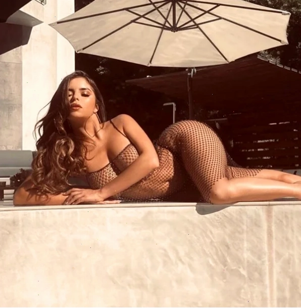 Gai mac bikini luoi voi thiet ke ren tinh xao