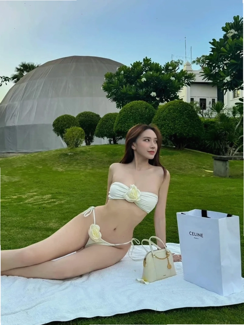gai mac bikini mong thiet ke