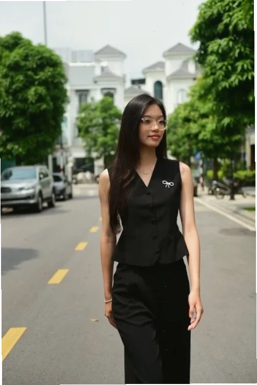 Gái mặc đồ đen phong cách gái mặc đồ đen ấn tượng