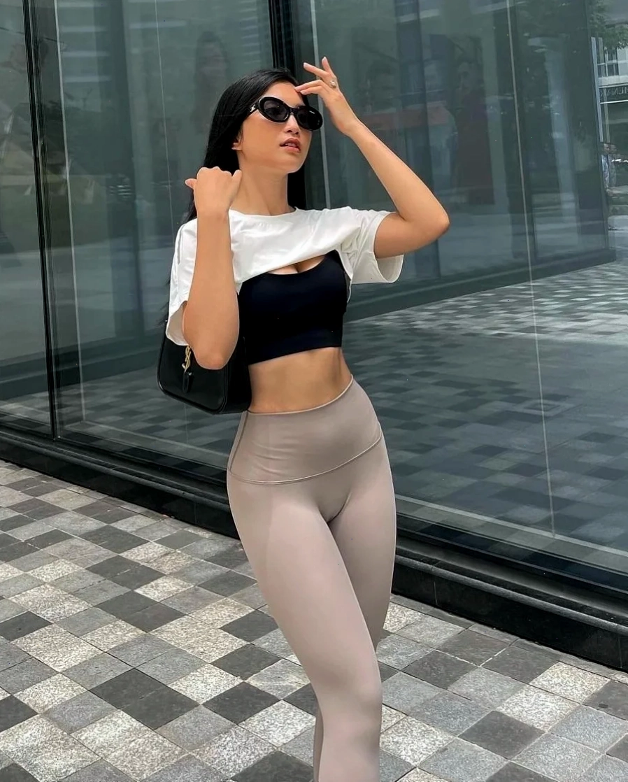 gái mặc đồ tập gym sành điệu