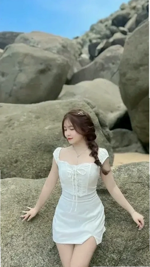 gái mặc váy body hoàn hảo