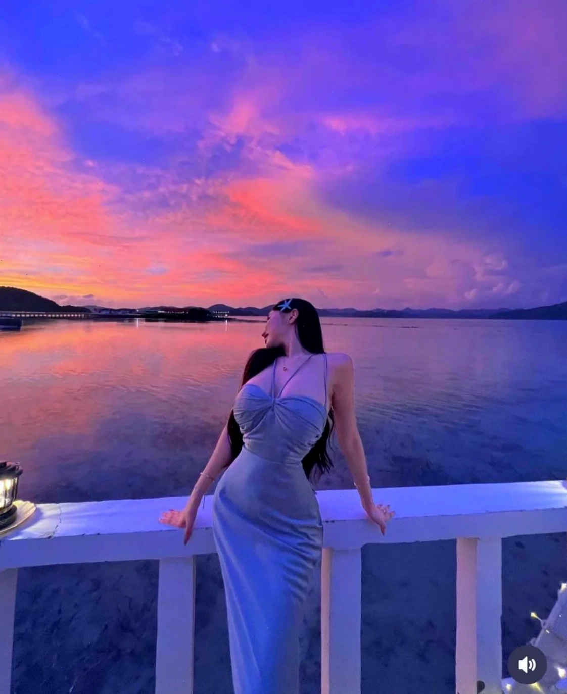 gái mặc váy body sang trọng