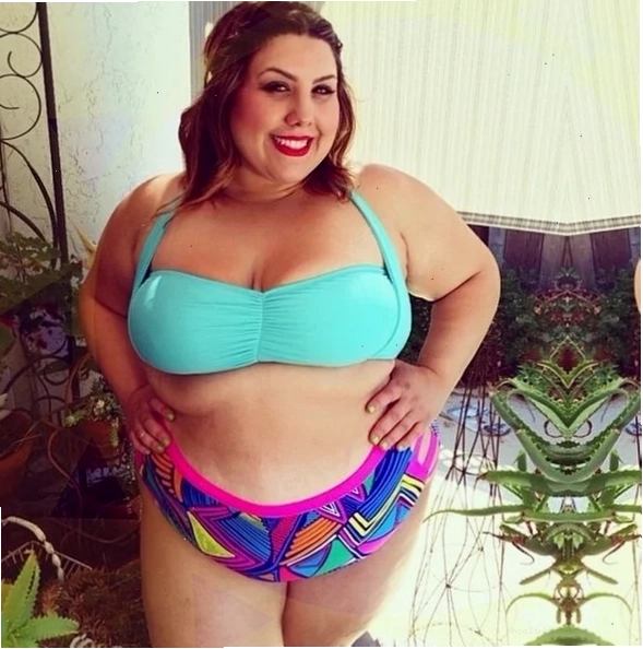 gái mập bikini vải co giãn
