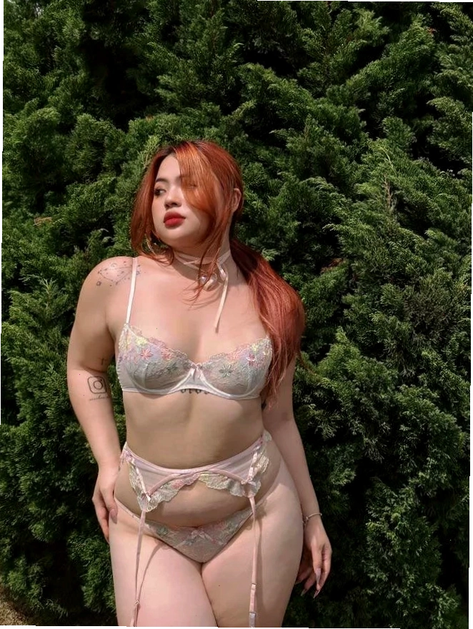 Tôn dáng cho người béo gái mập sexy quyến rũ