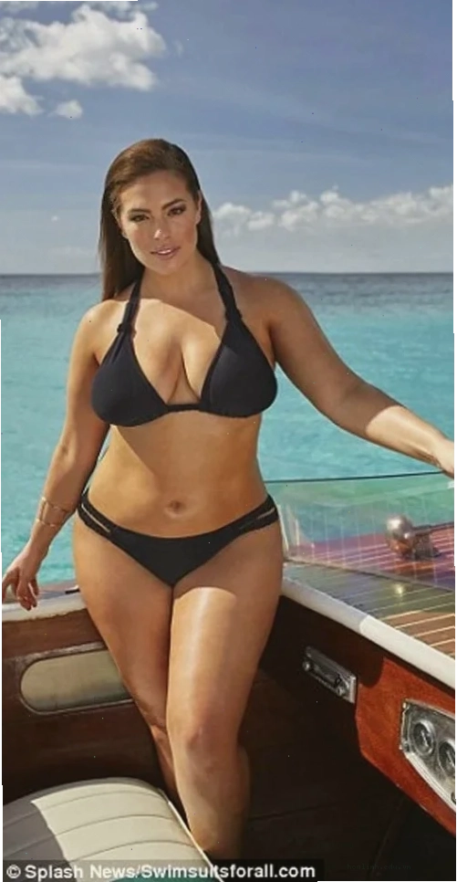 Gương mặt khả ái gái mập sexy xinh đẹp