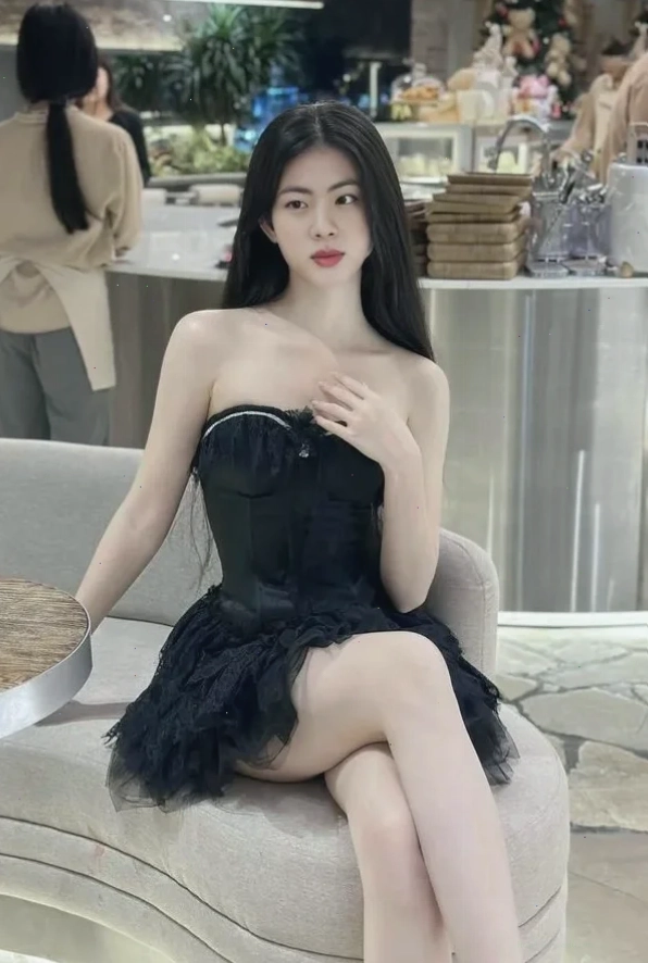 Gái ngon sexy Honoka trong sự kiện