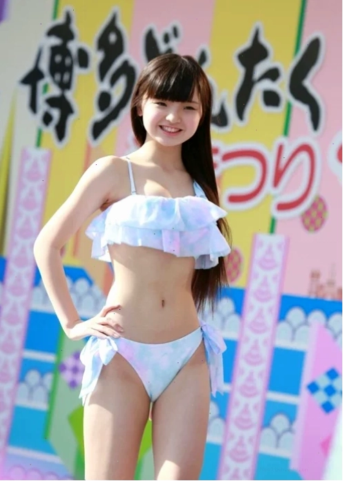 gái nhật bản mặc bikini