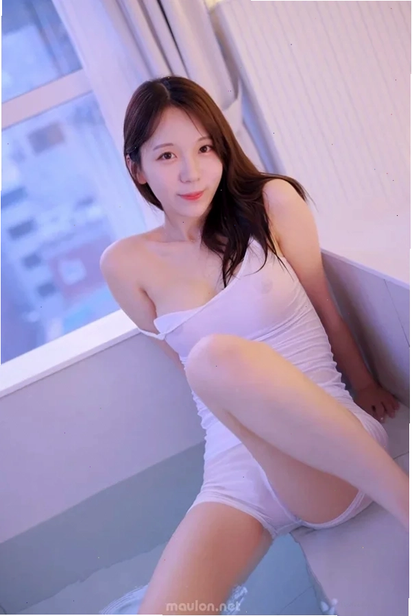 gái nhật không mặc đồ ngủ ra đường