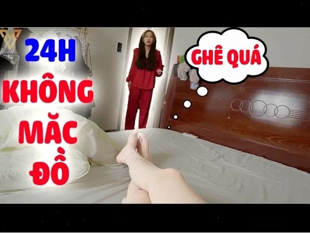gái sexy ko mặc đồ tạo dáng nhẹ nhàng