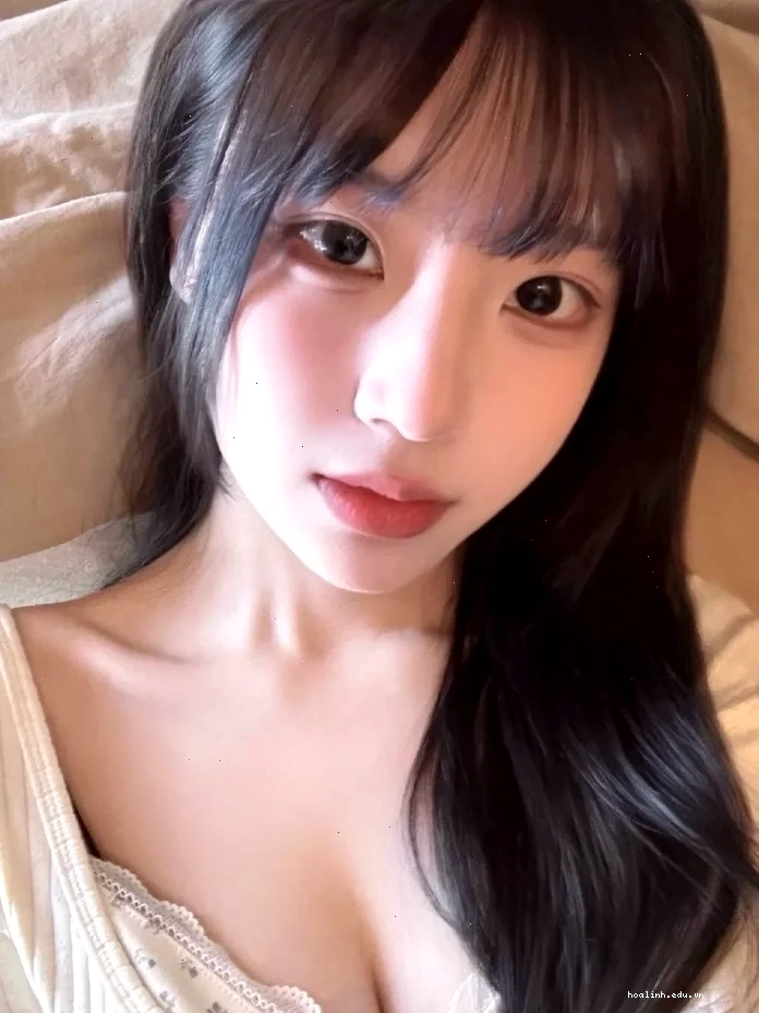 gái sexy nhật dưới mưa