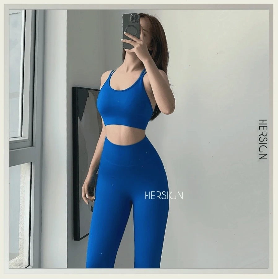 gái tập yoga mu to tập gym