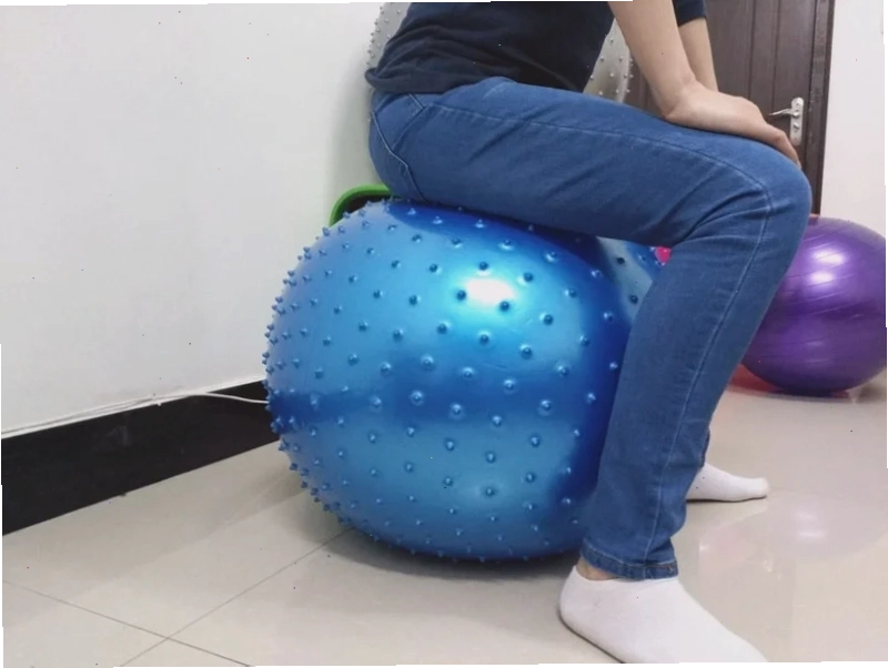 gái tập yoga mu to thư giãn