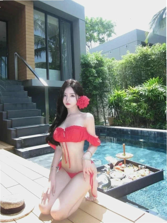 gái thái lan mặc bikini sang trọng