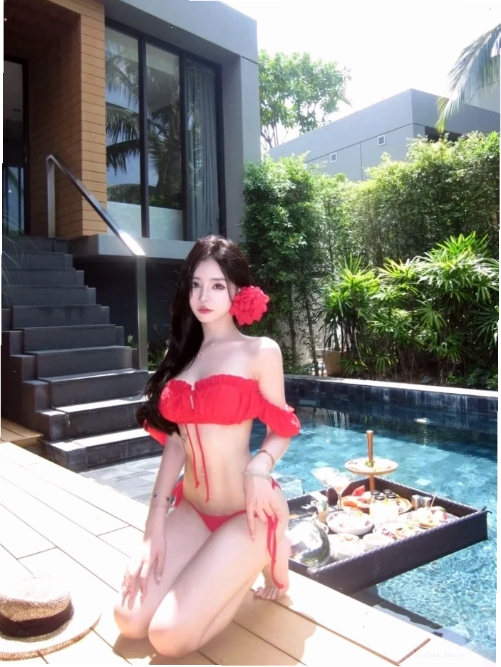 Gái thái lan sexy chụp ảnh ngoài trời