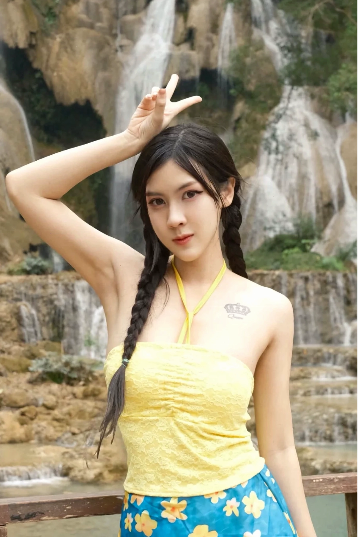 Gái thái lan sexy diện đồ phong cách sang trọng