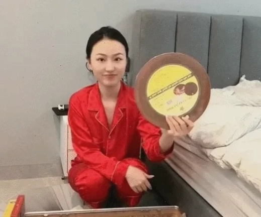 gái trung quốc mu to trong trang phục thể thao
