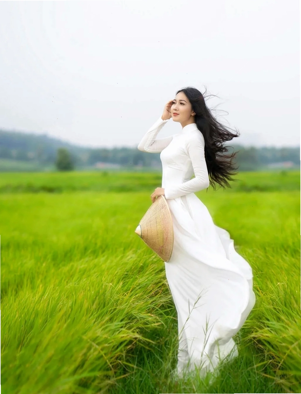 gái việt mặc áo dài