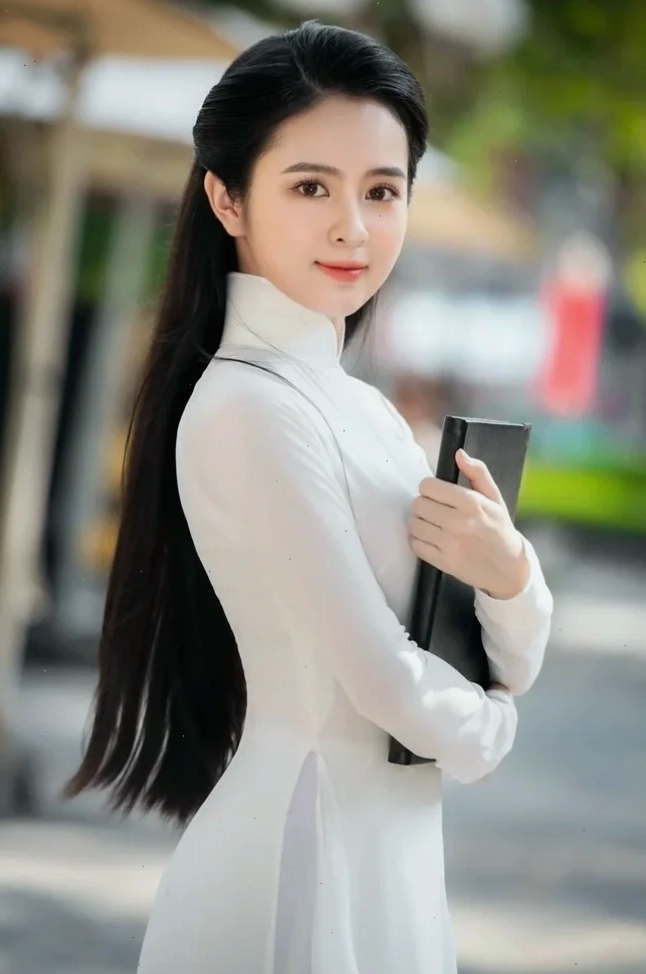 gái xấu mặc áo dài sai chất liệu