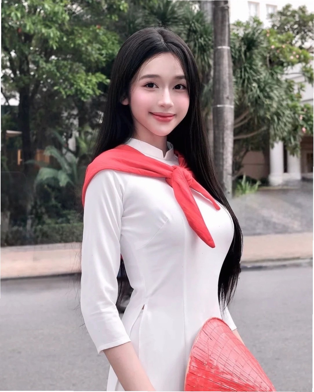 gái xấu mặc áo dài thiếu chỉn chu