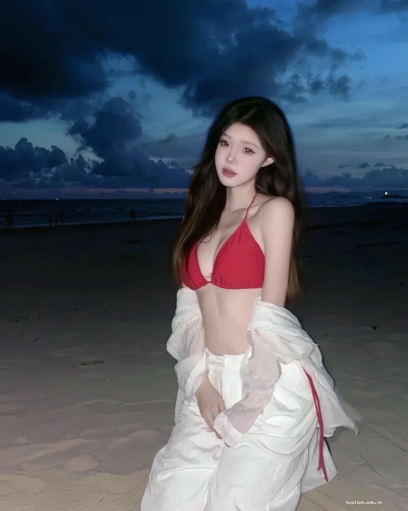 gái xinh bận bikini chuẩn