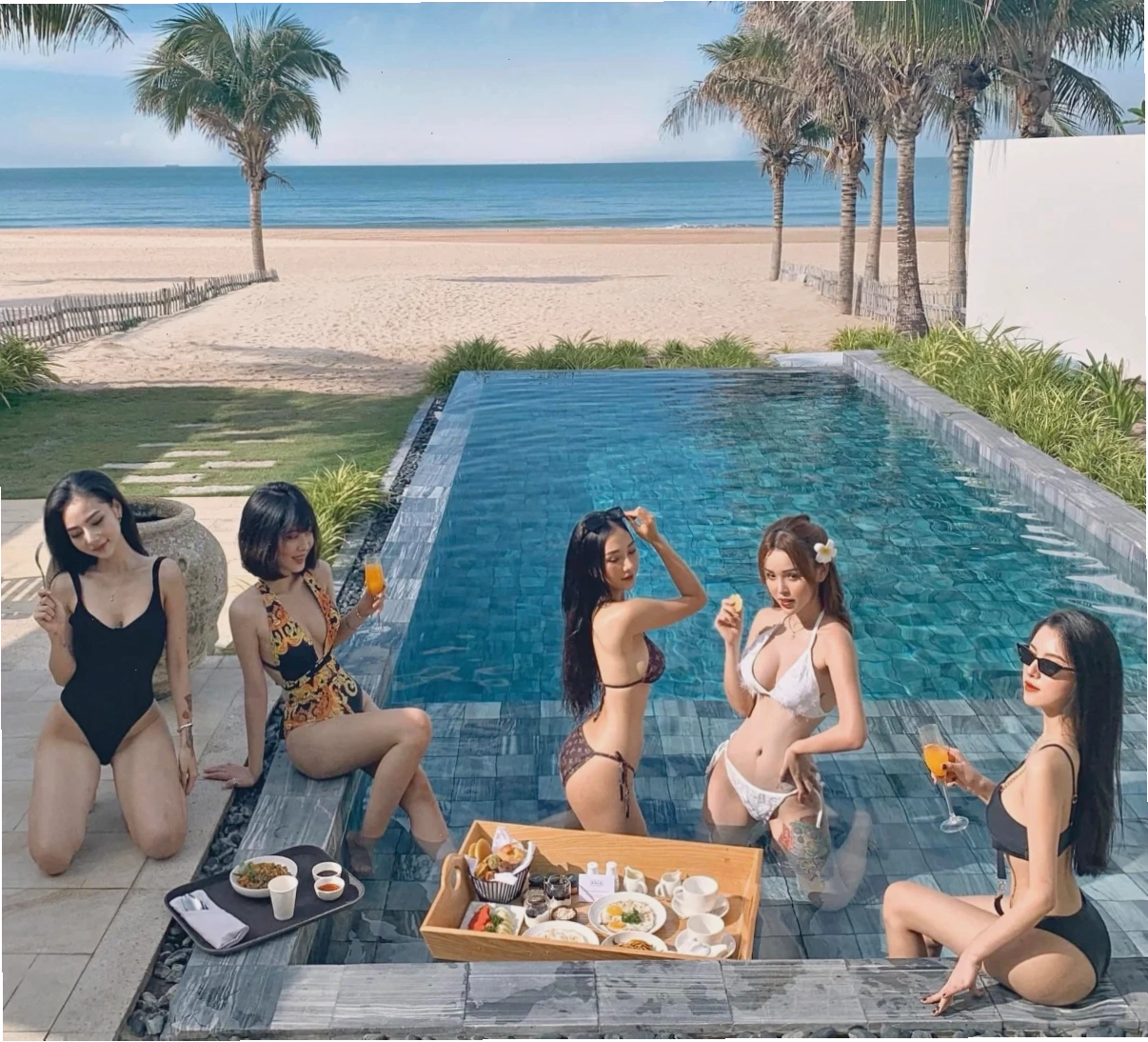 gái xinh bikini hồ bơi gái xinh bikini hồ bơi tuyệt vời