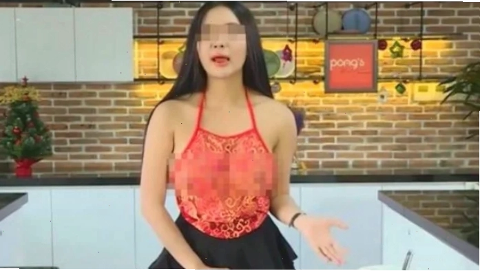 Gái xinh mặc áo dài live livestream Gái xinh mặc áo dài live livestream thời thượng