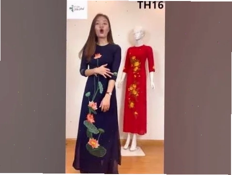 Gái xinh mặc áo dài live livestream Gái xinh mặc áo dài live livestream vui vẻ