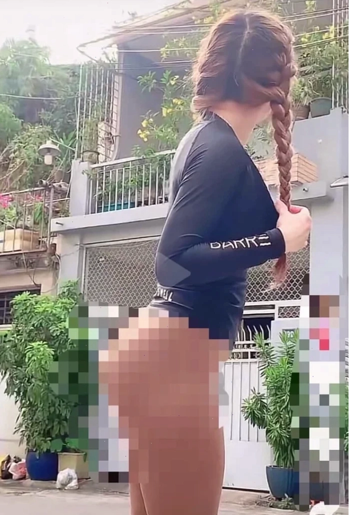 Gái xinh mặc đồ bó Gái xinh mặc đồ bó
