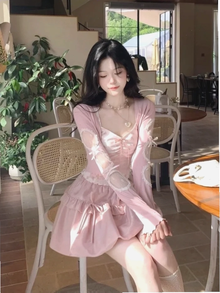 gái xinh mặc đồ pinky quyến rũ