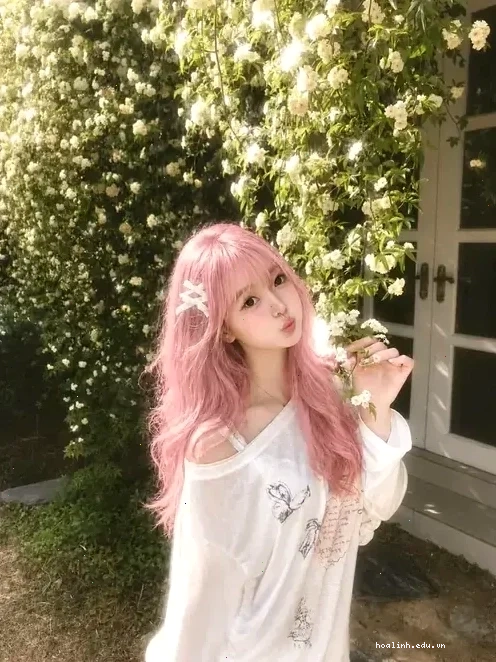 gái xinh mặc đồ pinky trẻ trung