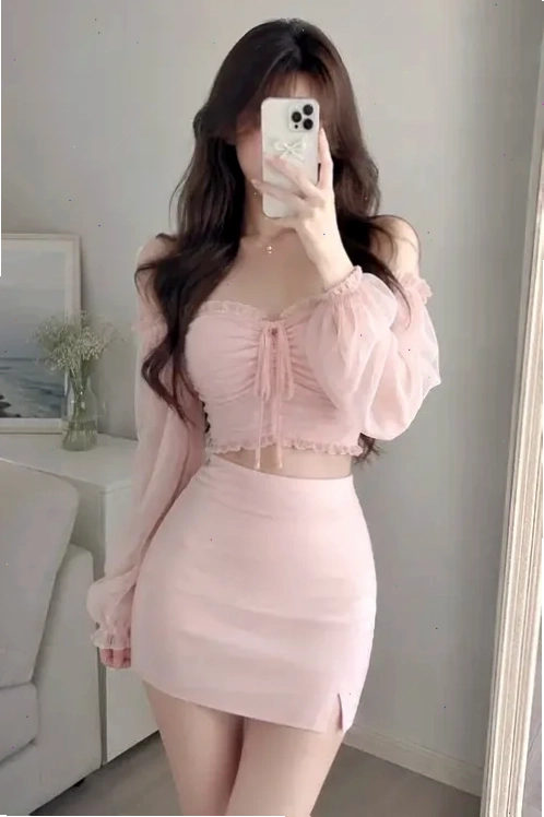 gái xinh mặc váy ngắn bó sát thời thượng gái xinh mặc váy ngắn bó sát cá tính