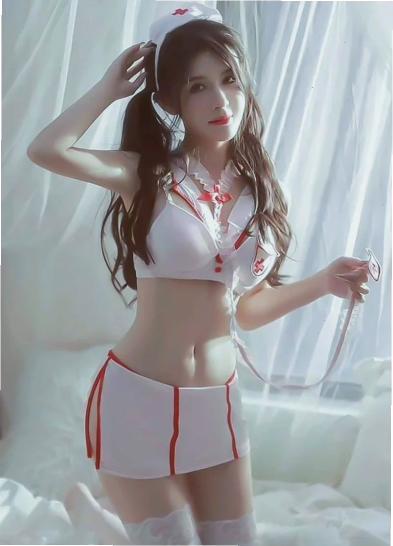 gái xinh mặc váy ôm 20