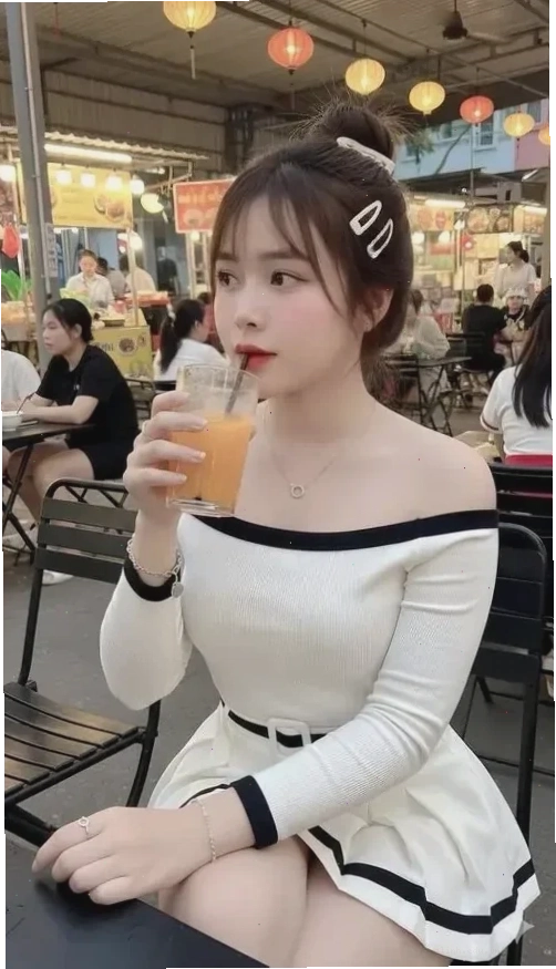 gái xinh mặc váy ôm 7