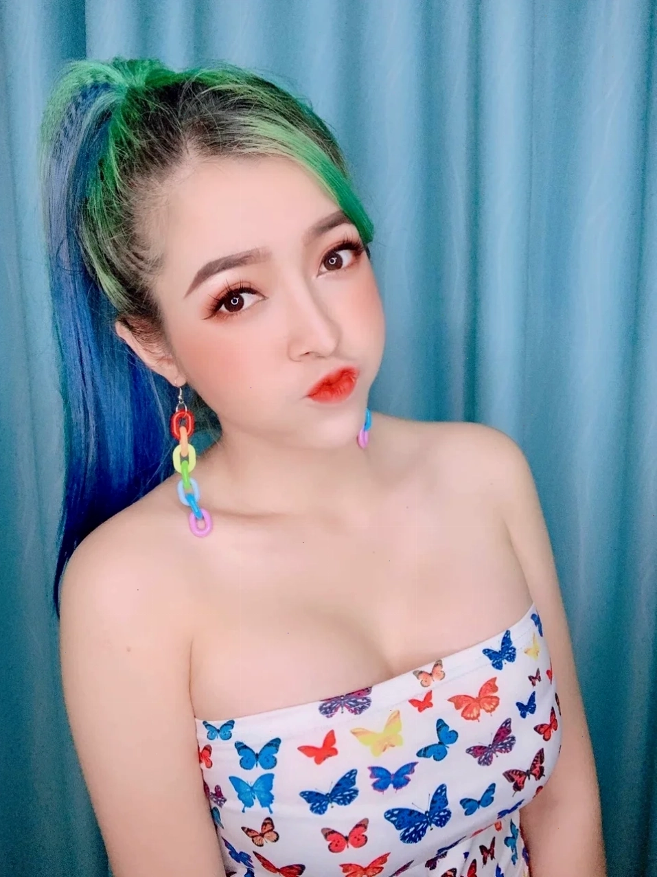 gái xinh tik tok