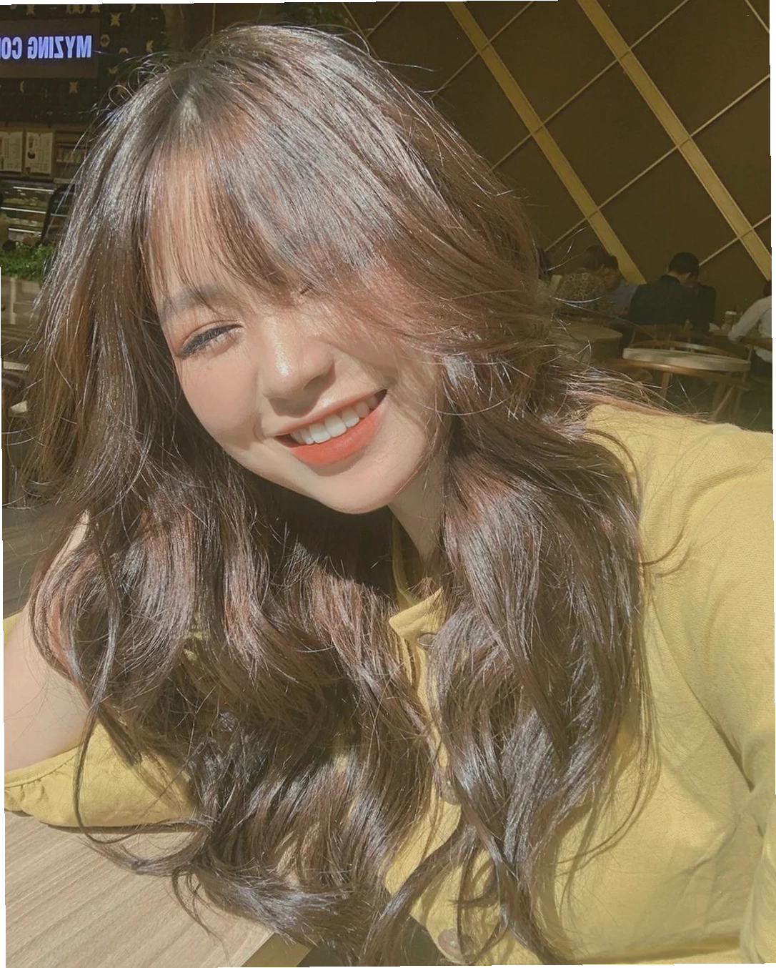 gái xinh to tròn năng động