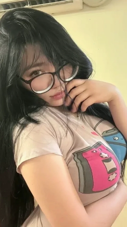 gái xinh to tròn tươi tắn