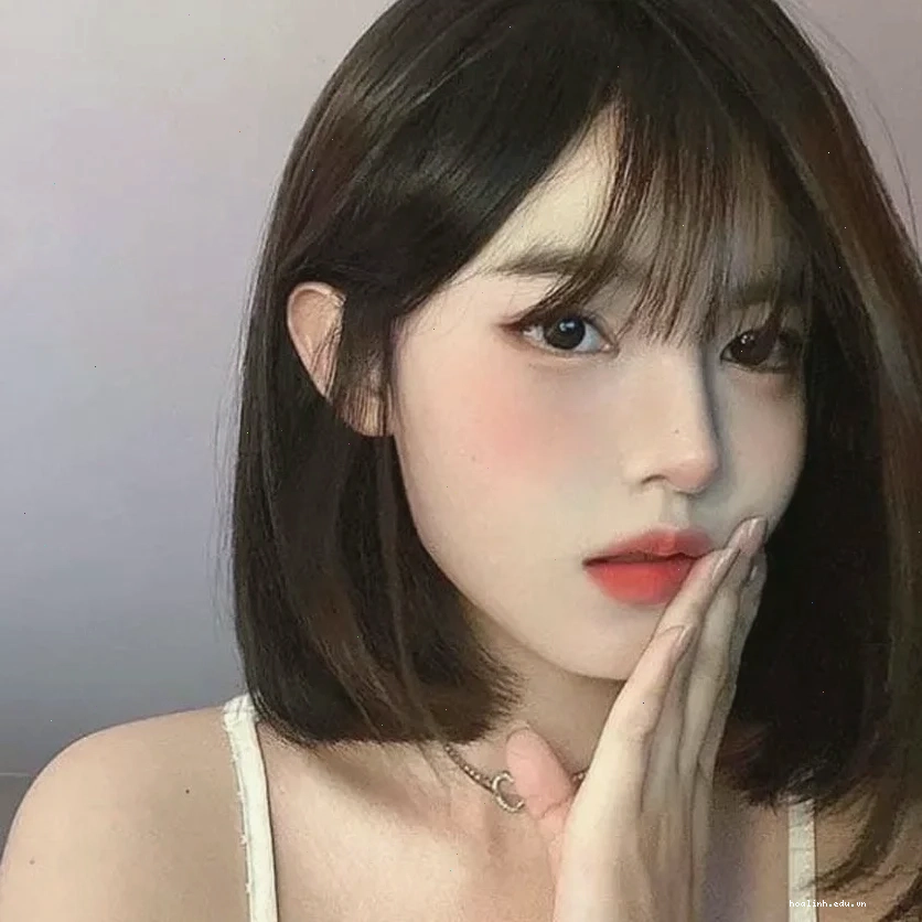 gái xinh tóc ngắn ngang vai gái xinh tóc ngắn sexy năng động