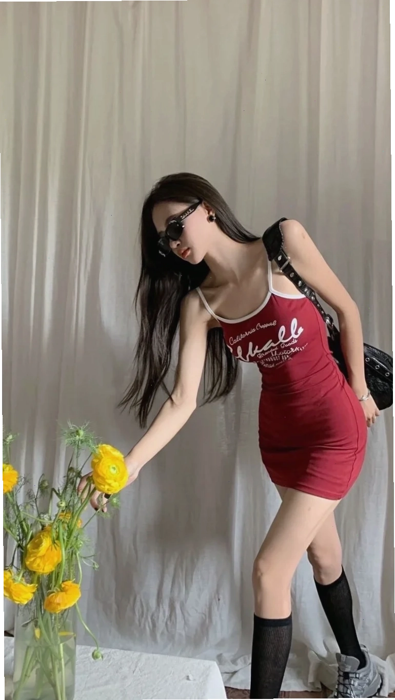 gái xinh trung quốc mặc váy ngắn ấn tượng