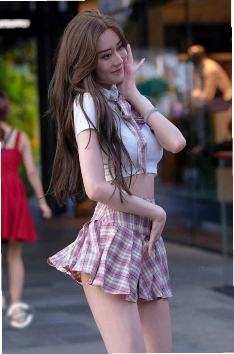 Nét đáng yêu gái xinh váy ngắn sexy đáng yêu