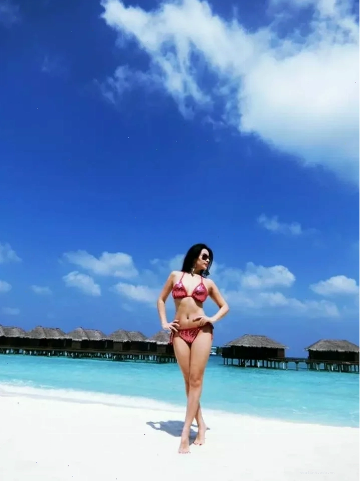Góc chụp cận cảnh vẻ đẹp cuốn hút từ các bức ảnh bikini facebook