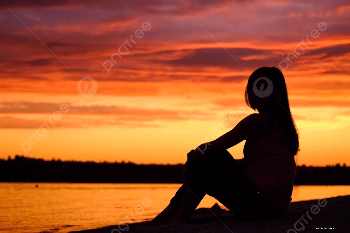 hình ảnh cô gái cô đơn một mình trong màu phim