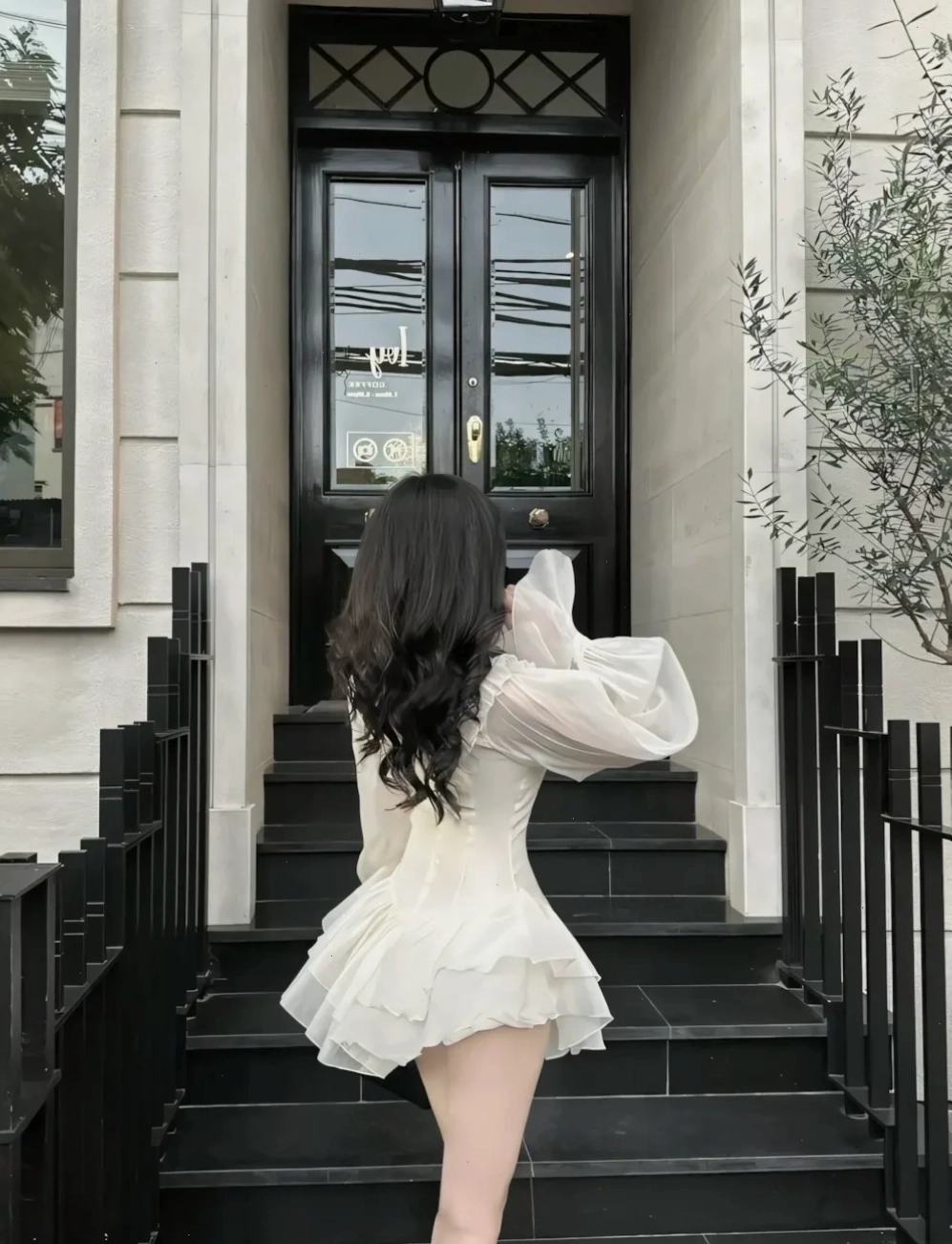 hình ảnh con gái mặc đồ chất với thắt lưng