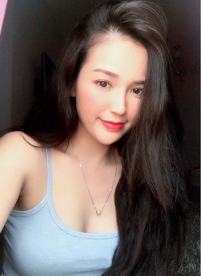 Hinh anh gai vòng 1 khủng hiện đại